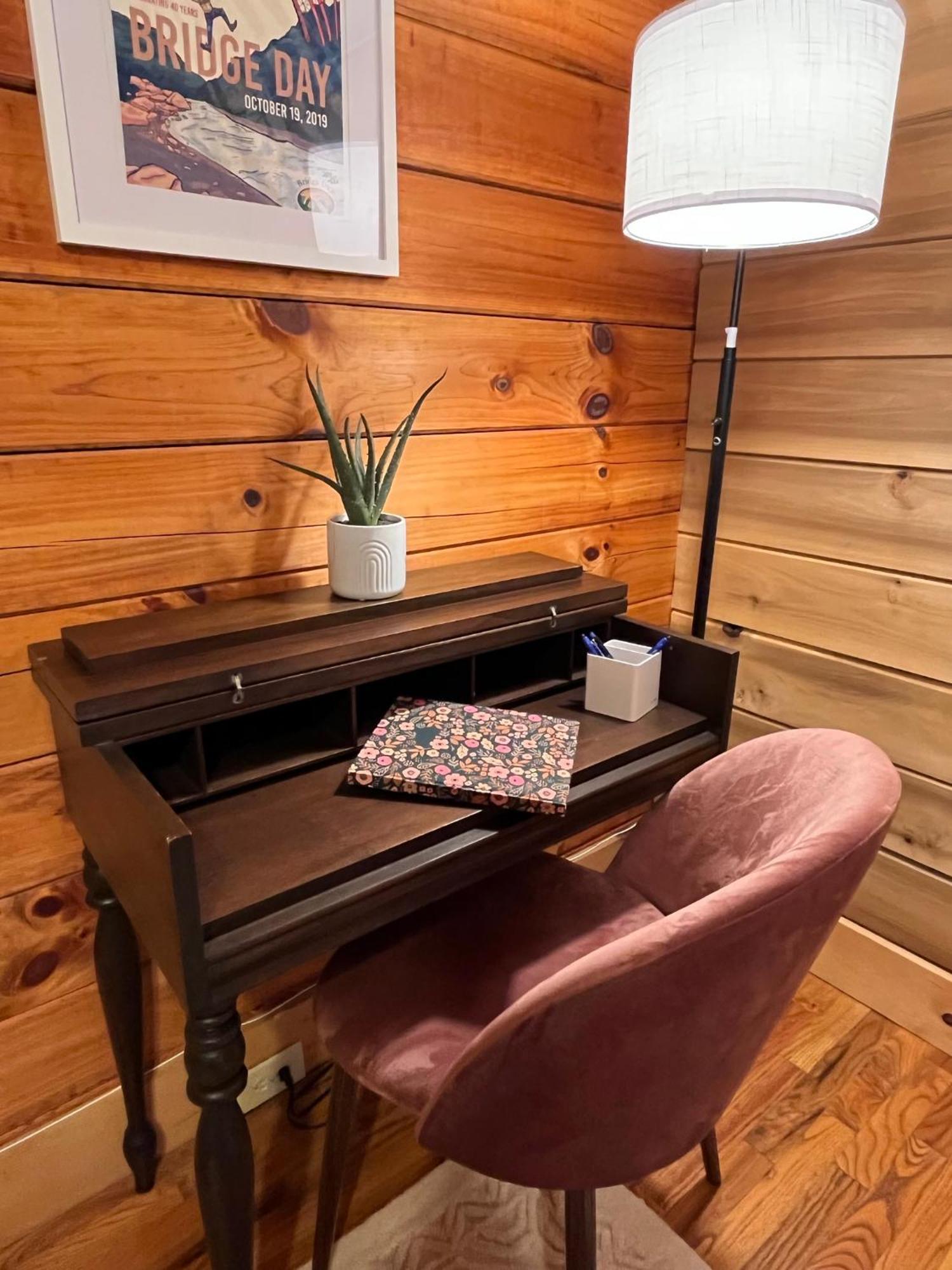 Beautiful Cabin On 83 Acres Near New River Gorge National Park Hico Exterior photo